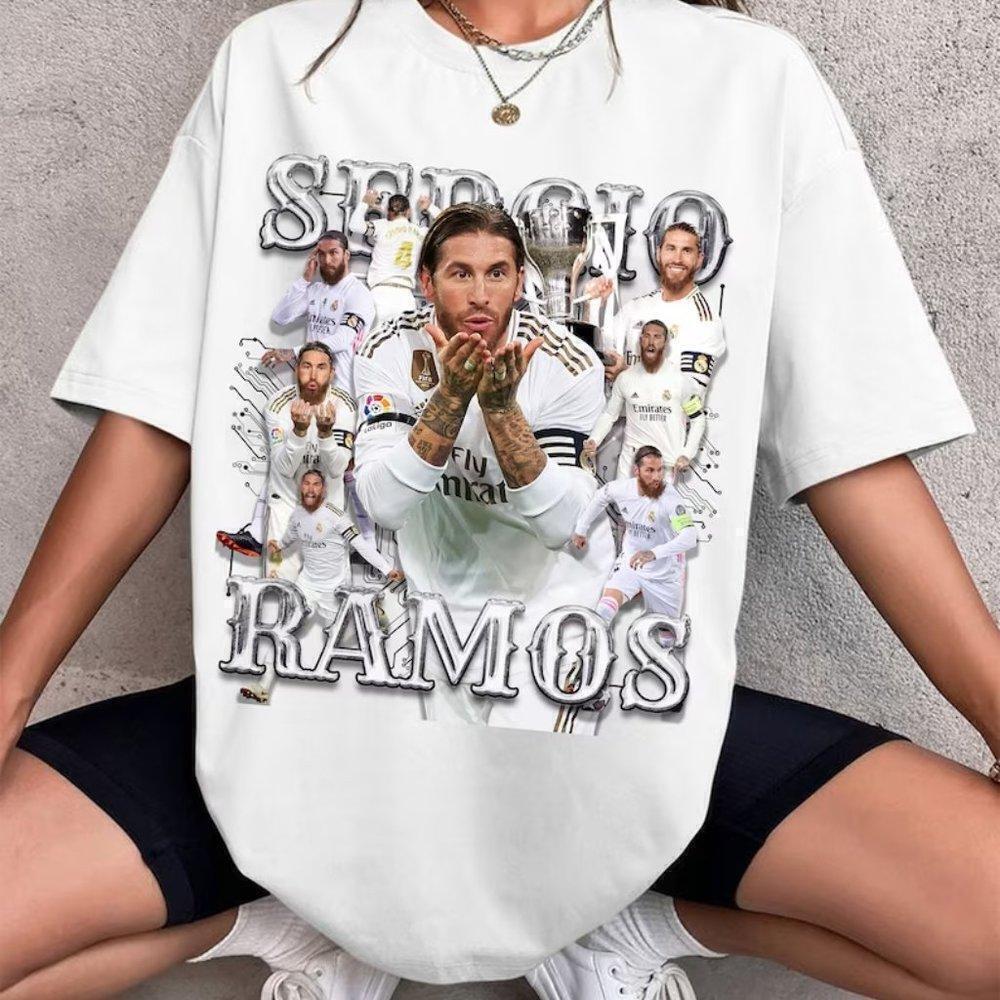 Sergio Ramos 90s Retro Football Fan Gift Unisex T-Shirt